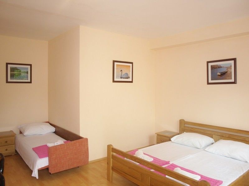 Vila Dvorski Baška Voda Exterior foto